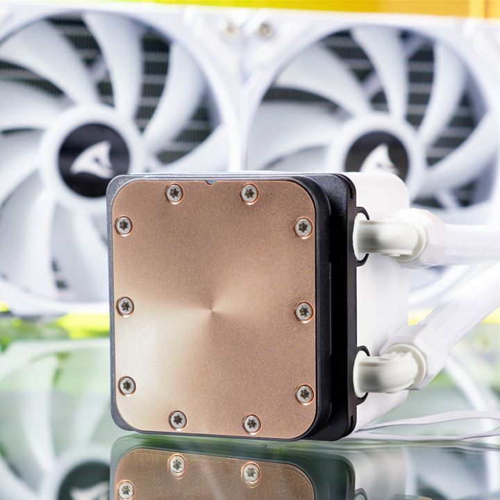 Sharkoon S60 ARGB AIO水冷シリーズの銅製コールドプレートがCPUの熱をしっかり受け止め、冷却ループへ効率よく伝達