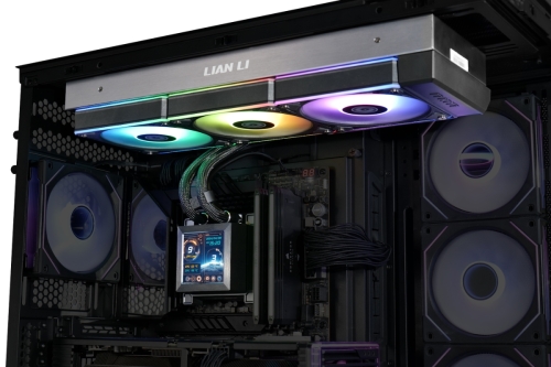 Lian Li HydroShift LCD 360Rシリーズ水冷キット BK - 設置例